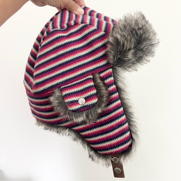 REI Girls Stripe Knit Trapper Pink Fur Lined Beanie Winter Hat Covered Ears 7-14 - Picture 6 of 7